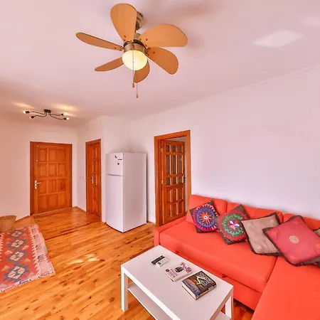 Yoga House Ξενοδοχείο με διαμερίσματα 2*